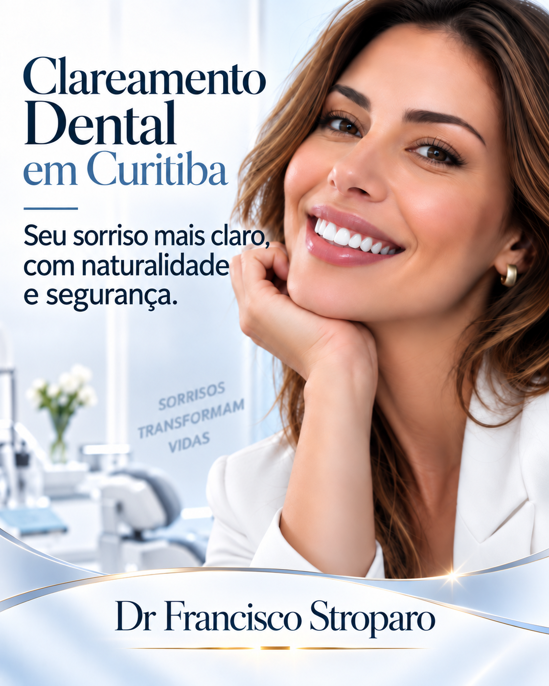 morena sorrindo após clareamento dental